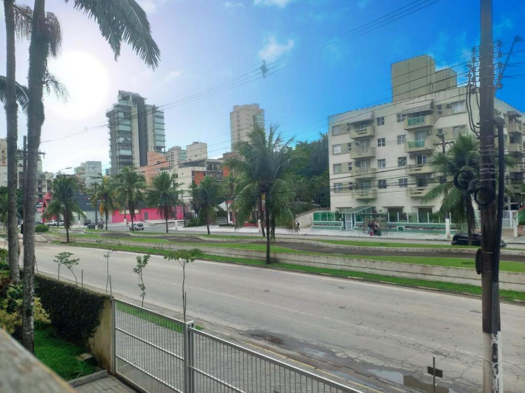 Apartamento - Praia Da Enseada Apartamento *